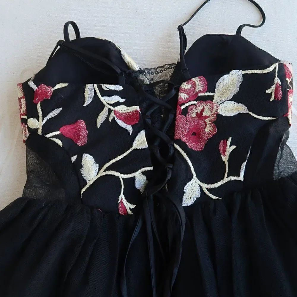 Social Code Embroidered and Tulle Mini Dress - Picture 4 of 12